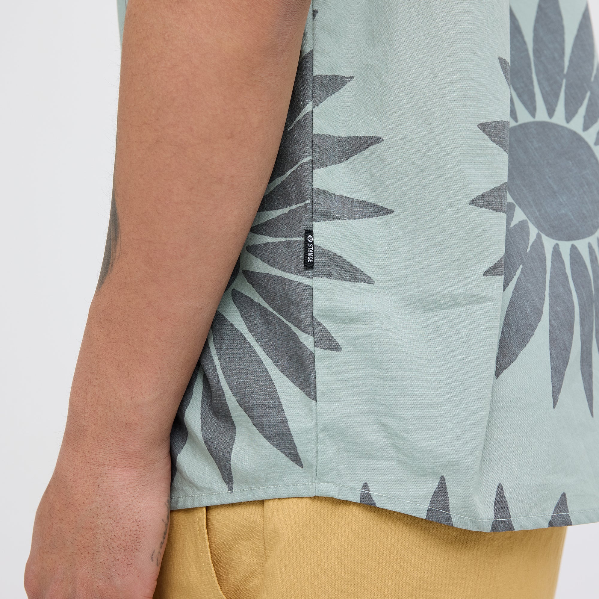 BALES SS BUTTON UP - Image 5